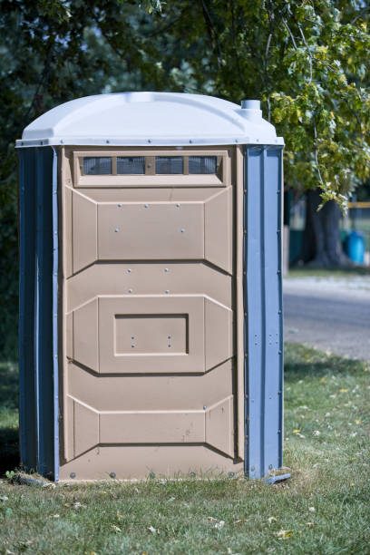 Affordable portable toilet rental in Florence, OR
